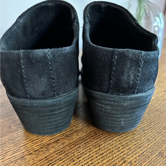 ***** SOLD **** BORN Suede Mule - Picture 4 of 6